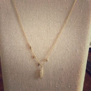 Stella and dot delicate necklace